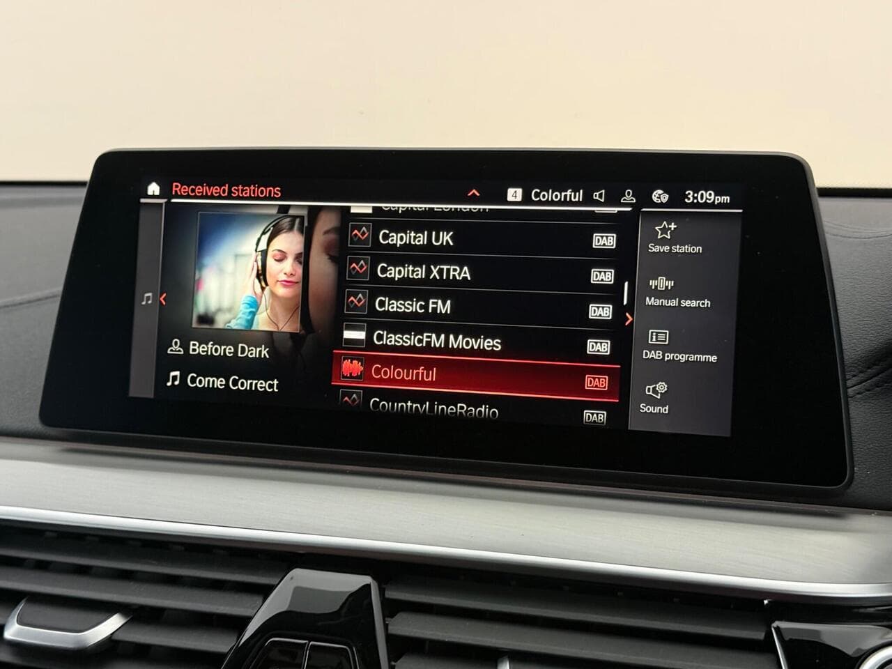 BMW 6 Series Gran Turismo thumbnail Infotainment System