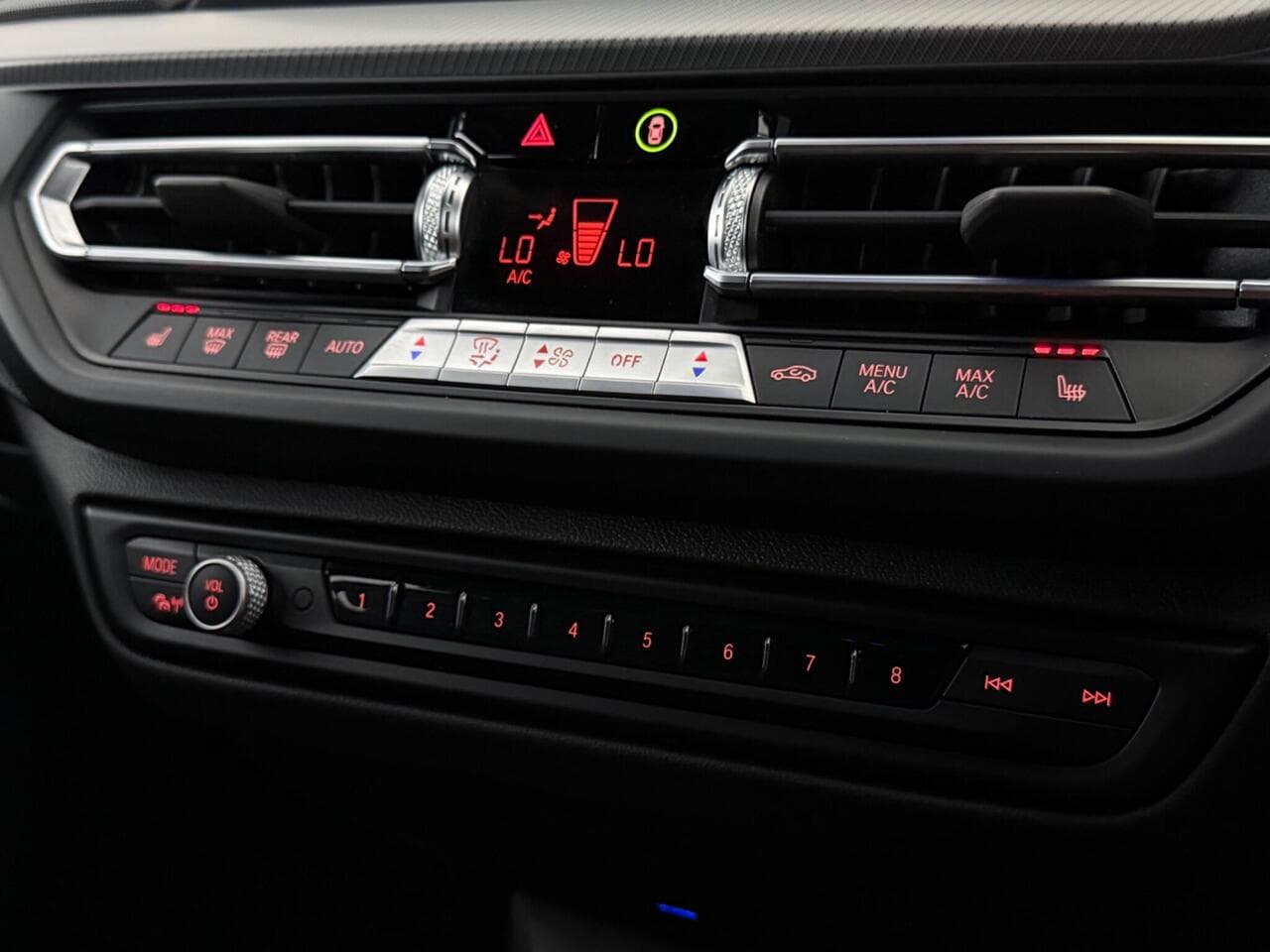 BMW 1 Series thumbnail Infotainment System