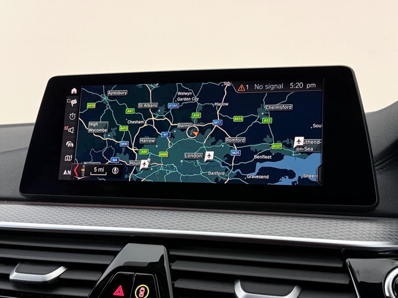 BMW 5 Series thumbnail Infotainment System