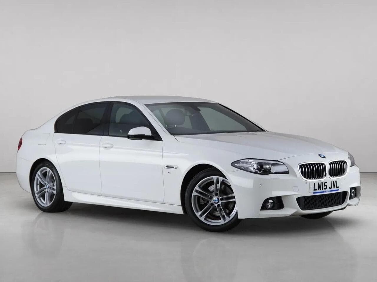 BMW 5 Series - BMW 5 Series 2.0 520d M Sport Auto Euro 6 (s/s) 4dr