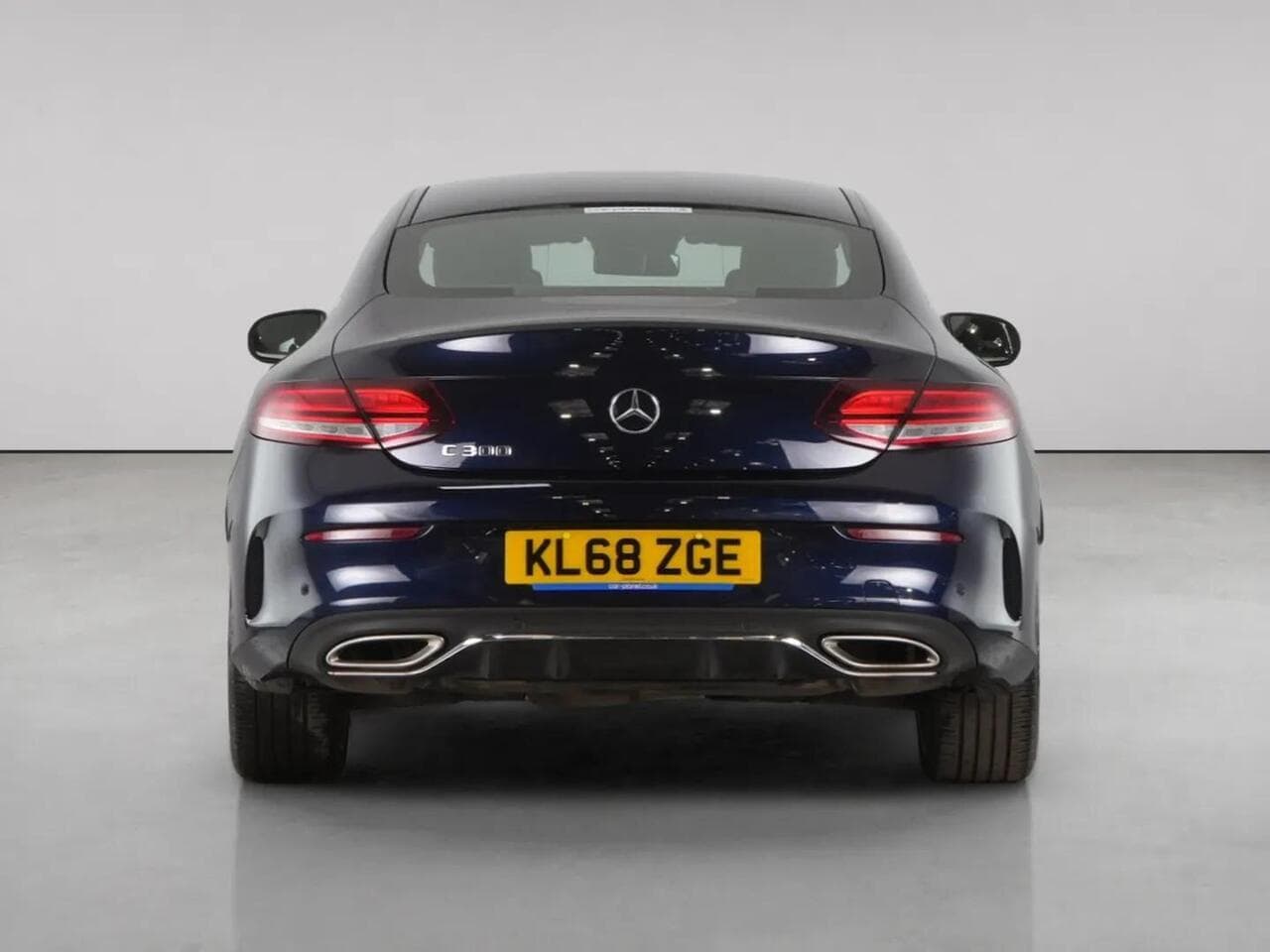 Mercedes-Benz C Class thumbnail Rear