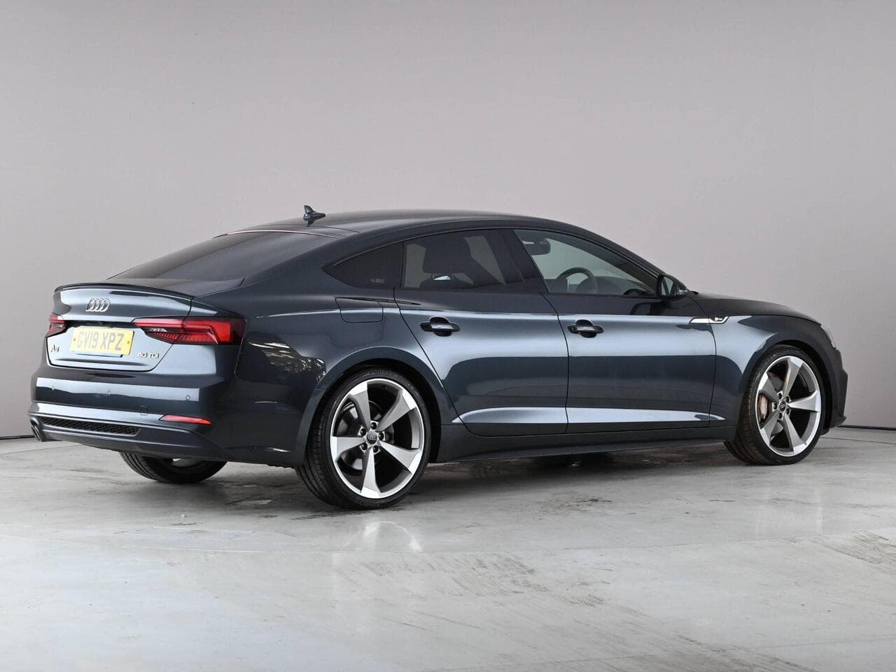 Audi A5 thumbnail Rear Right
