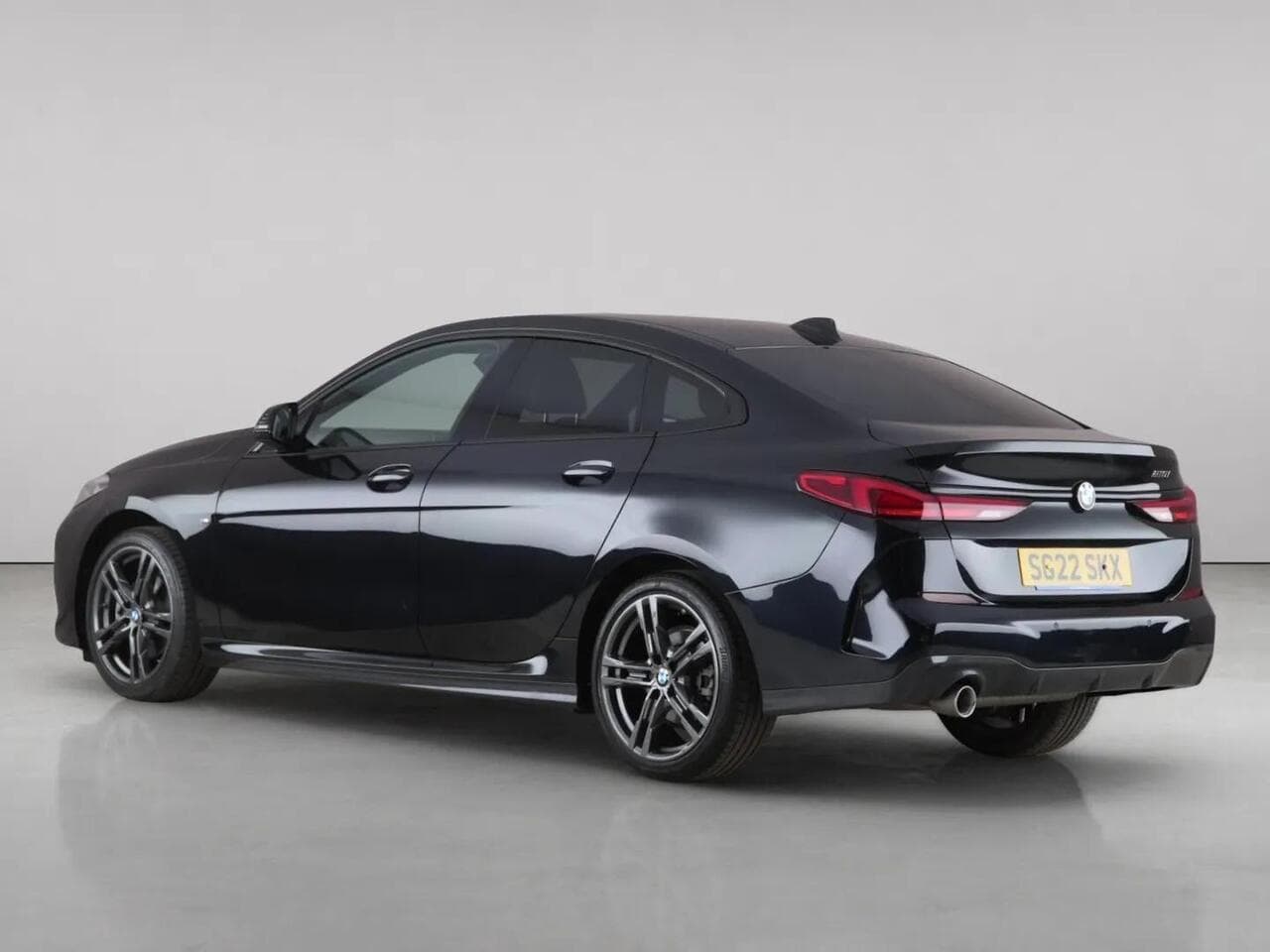 BMW 2 Series Gran Coupe thumbnail Rear Left