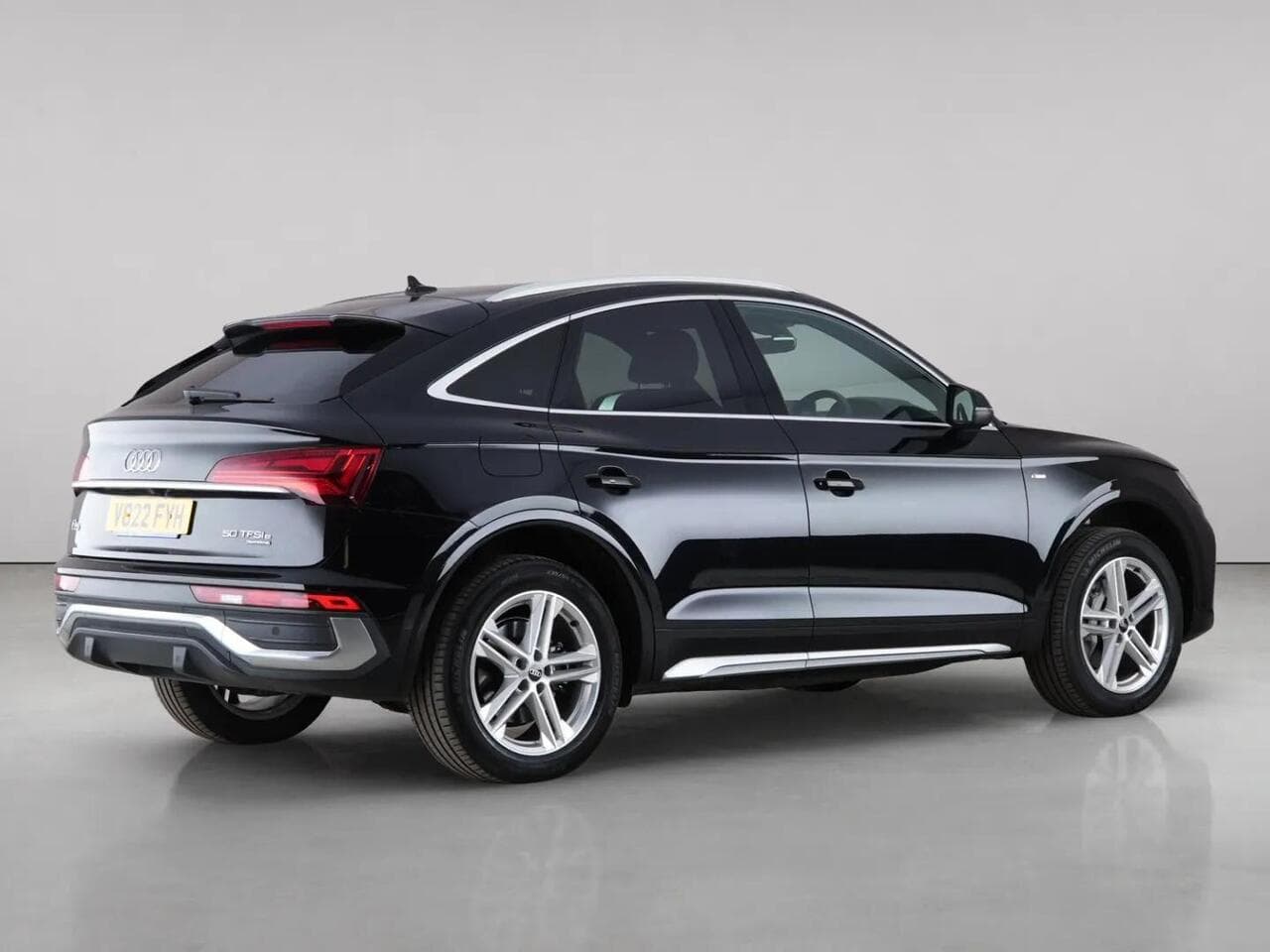Audi Q5 thumbnail Rear Right