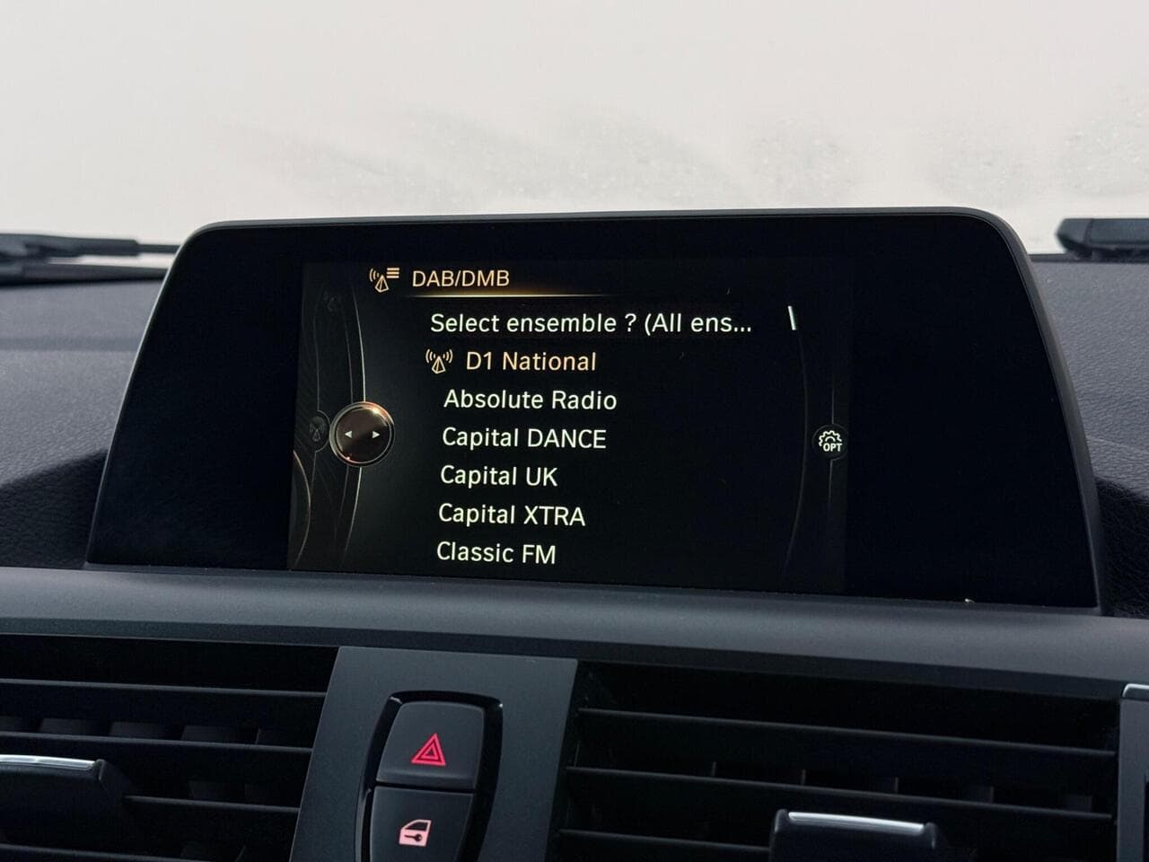 BMW 1 Series thumbnail Infotainment System