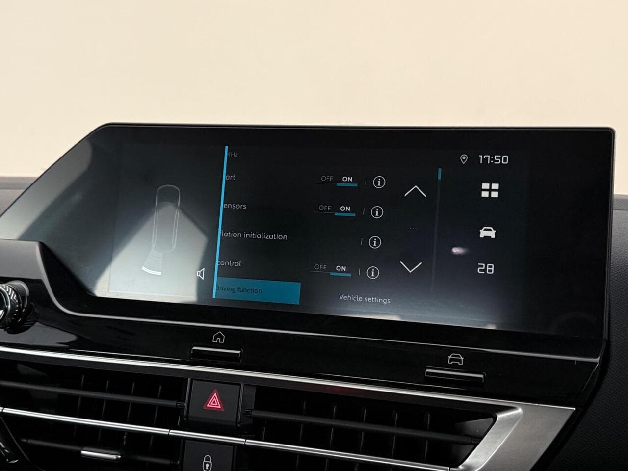 Citroen C4 thumbnail Infotainment System