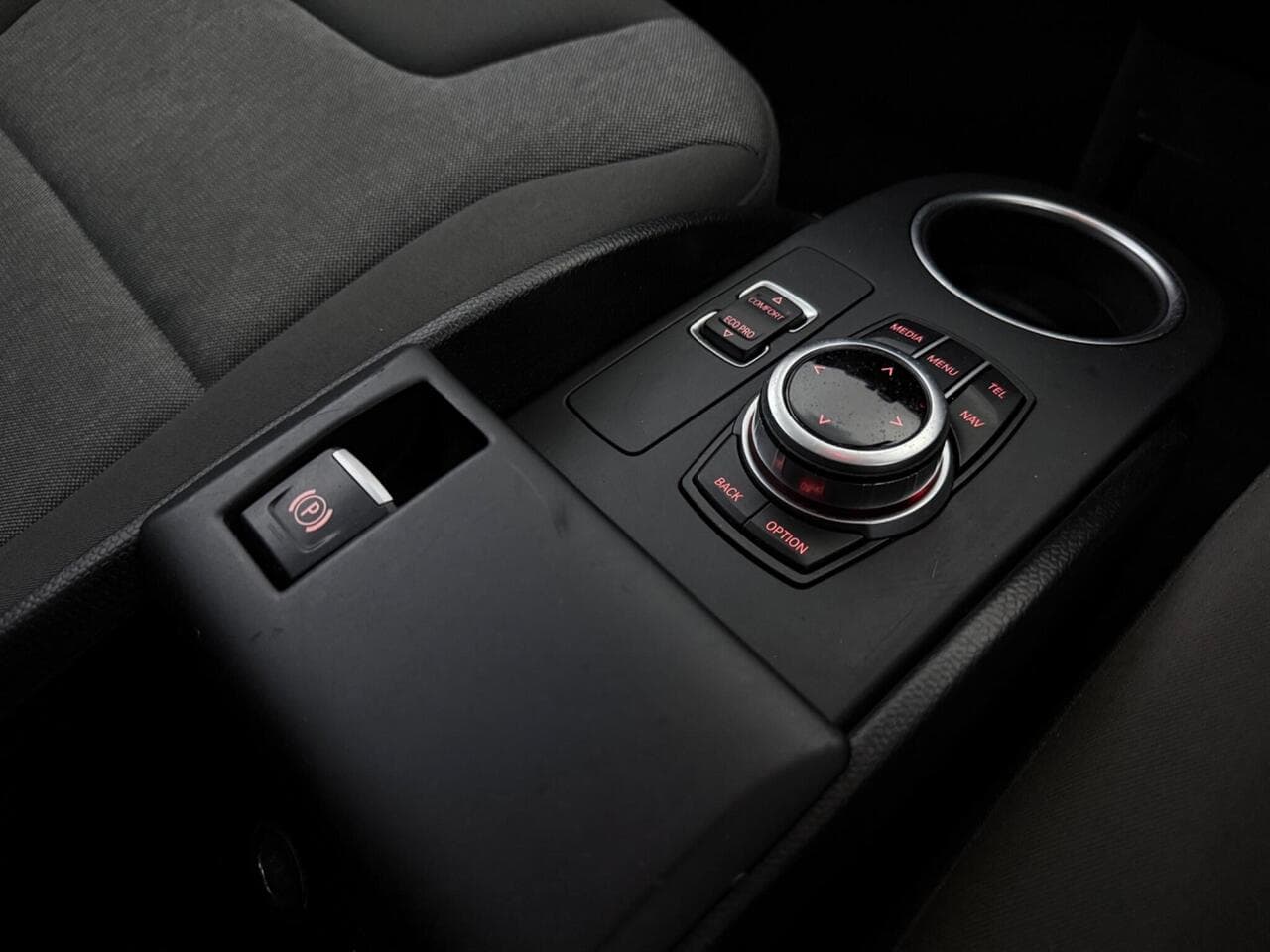 BMW i3 thumbnail Interior Front