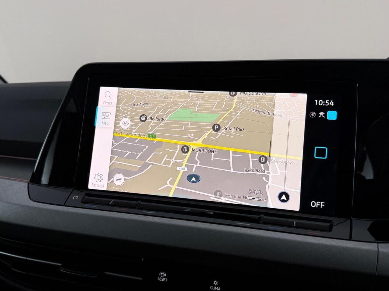 Volkswagen Golf thumbnail Infotainment System