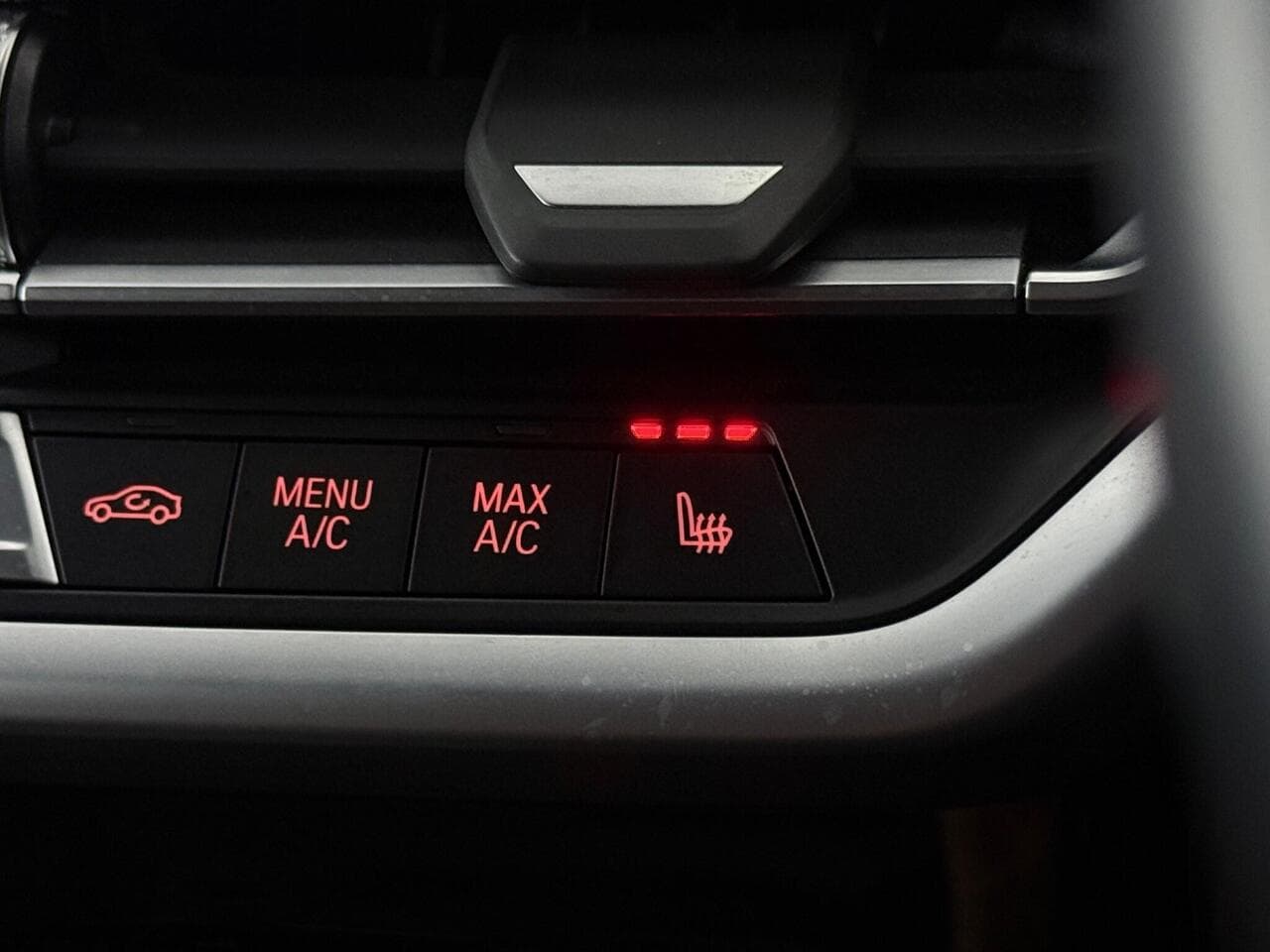 BMW X3 thumbnail Misc Controls
