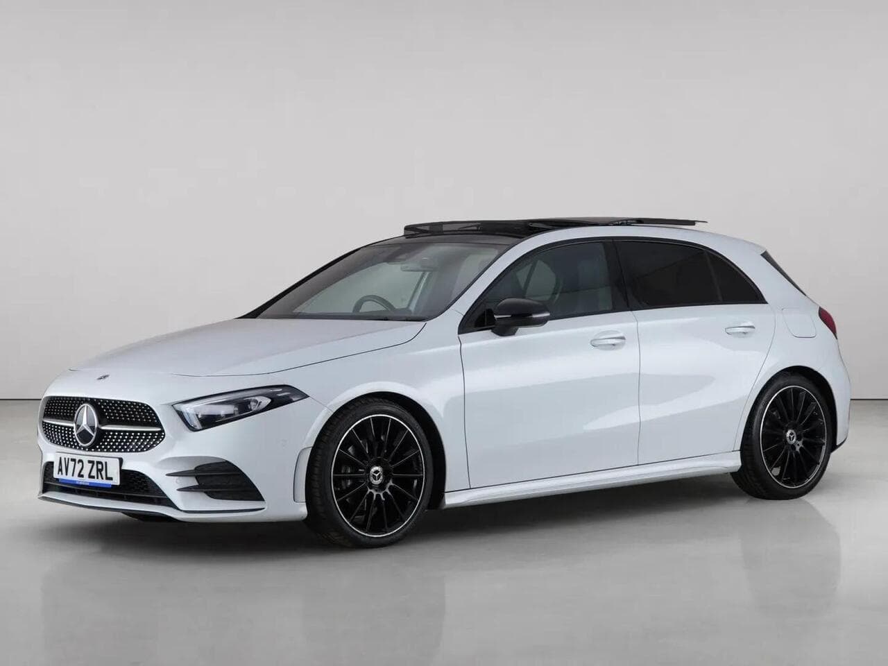 Mercedes-Benz A Class thumbnail Front Left