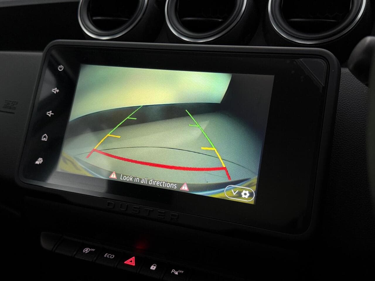 Dacia Duster thumbnail Infotainment System
