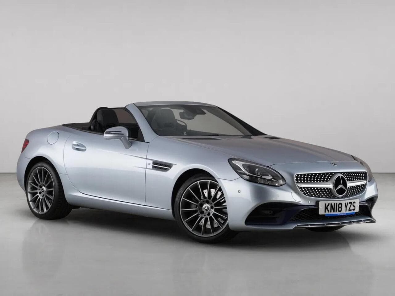 Mercedes-Benz SLC - Mercedes-Benz SLC 2.0 SLC300 AMG Line Convertible 2dr Petrol G-Tronic Euro 6 (s/s) (245 ps)