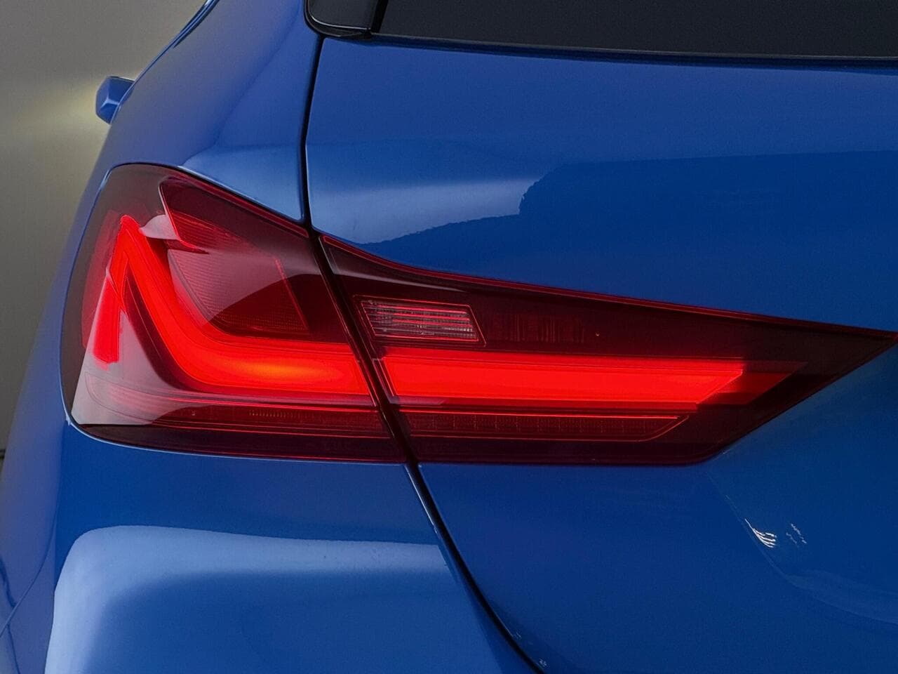 BMW 1 Series thumbnail Lights Rear