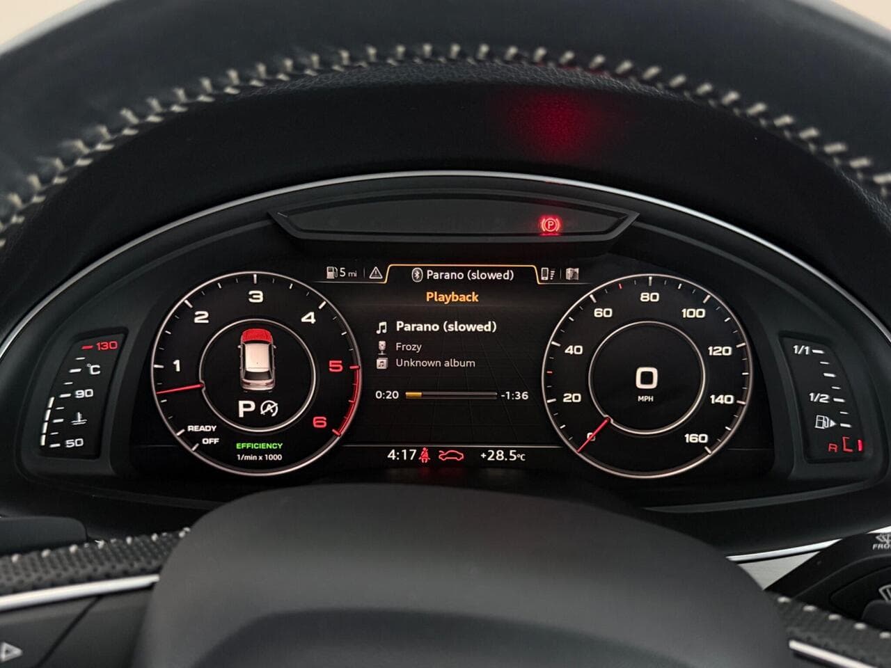 Audi Q7 thumbnail Driver Instruments