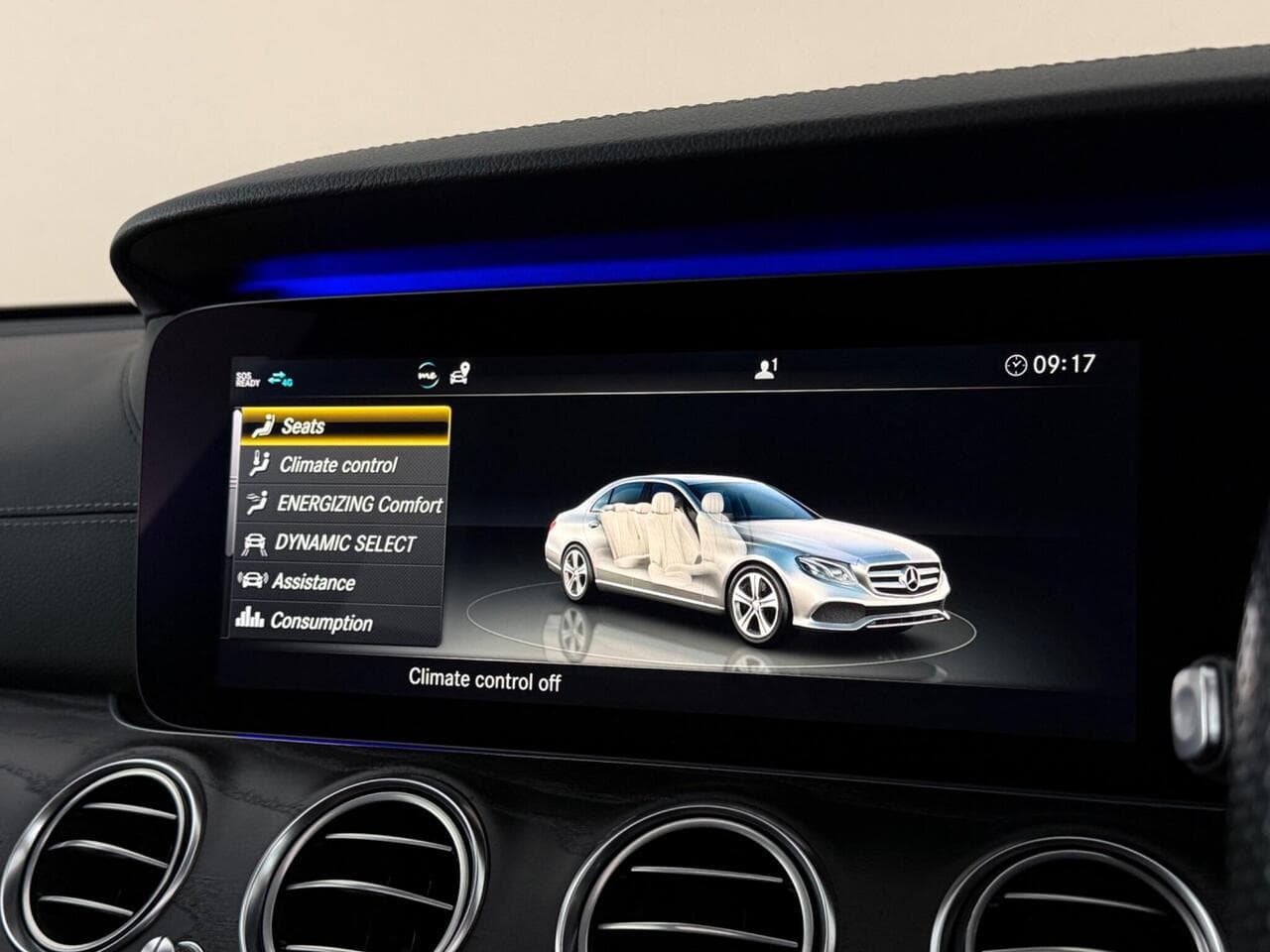 Mercedes-Benz E Class thumbnail Infotainment System