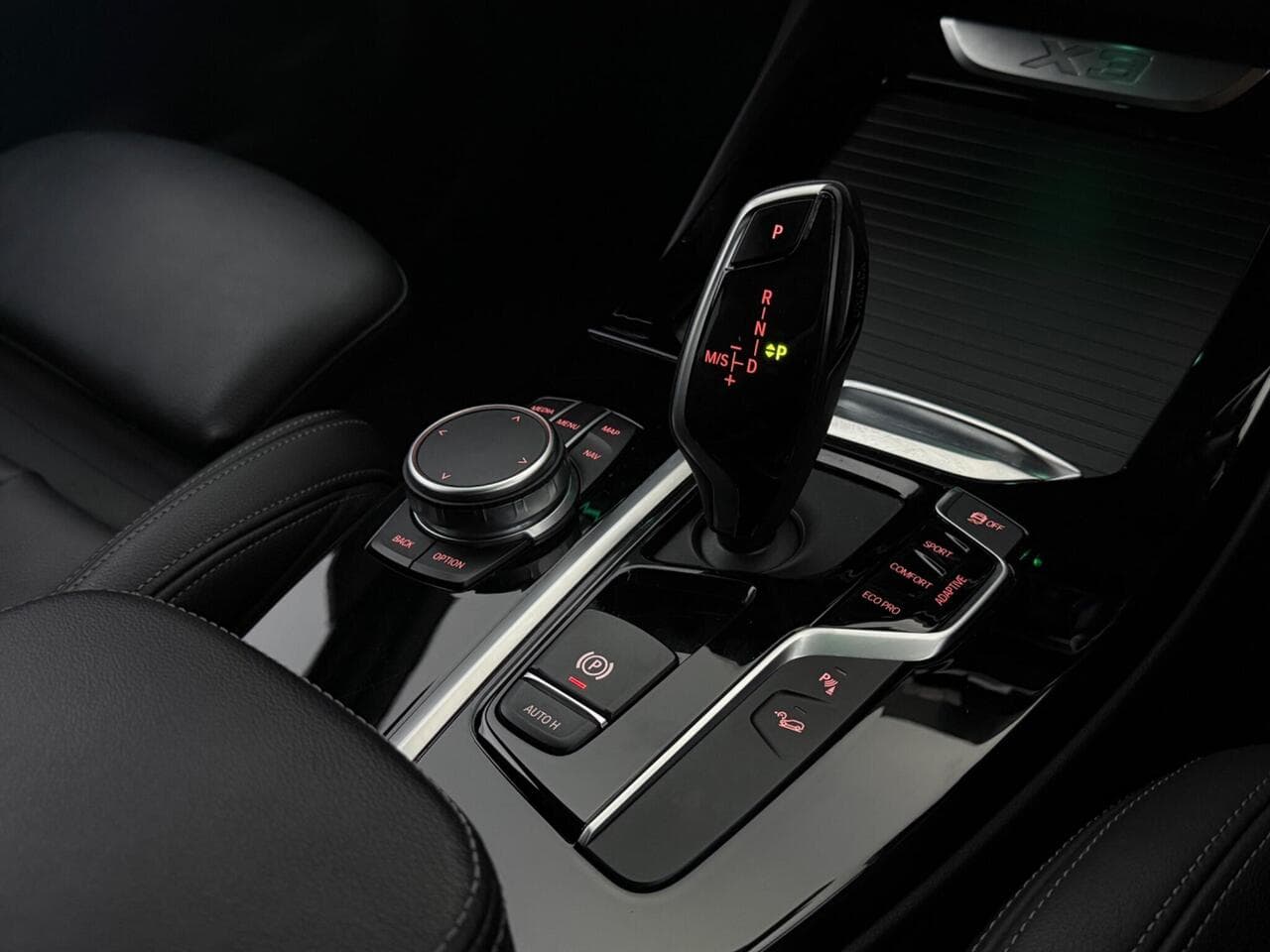 BMW X3 thumbnail Interior Front