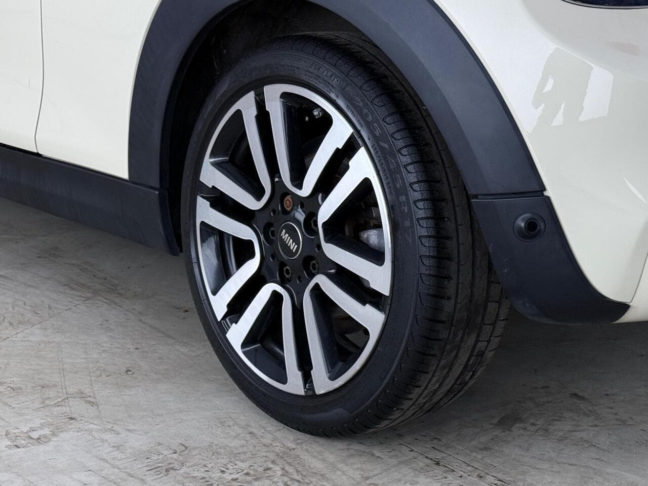 MINI Hatch thumbnail Wheel