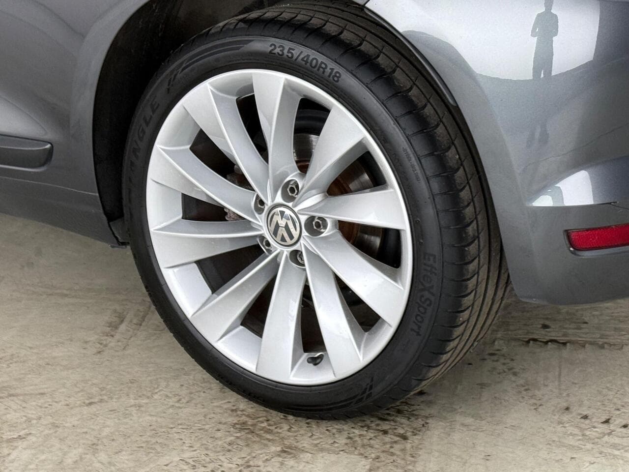 Volkswagen Scirocco thumbnail Wheel