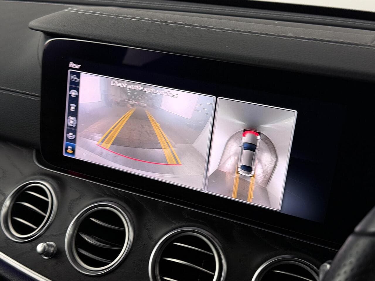 Mercedes-Benz E Class thumbnail Infotainment System