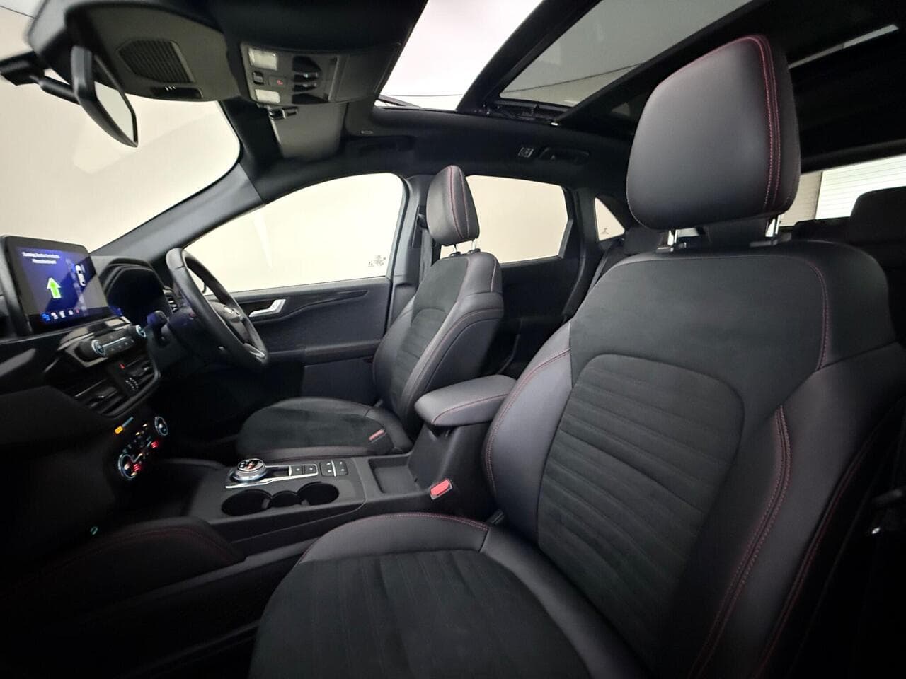Ford Kuga thumbnail Seat Front Passenger