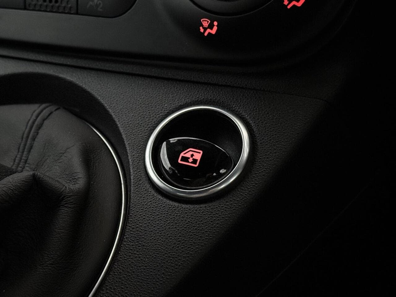 Abarth 595 thumbnail Misc Controls