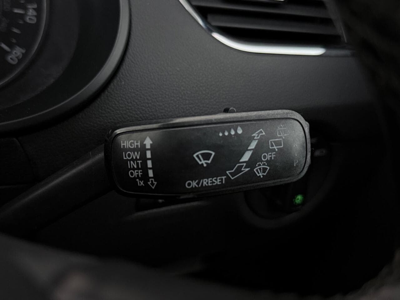 Skoda Octavia thumbnail Misc Controls