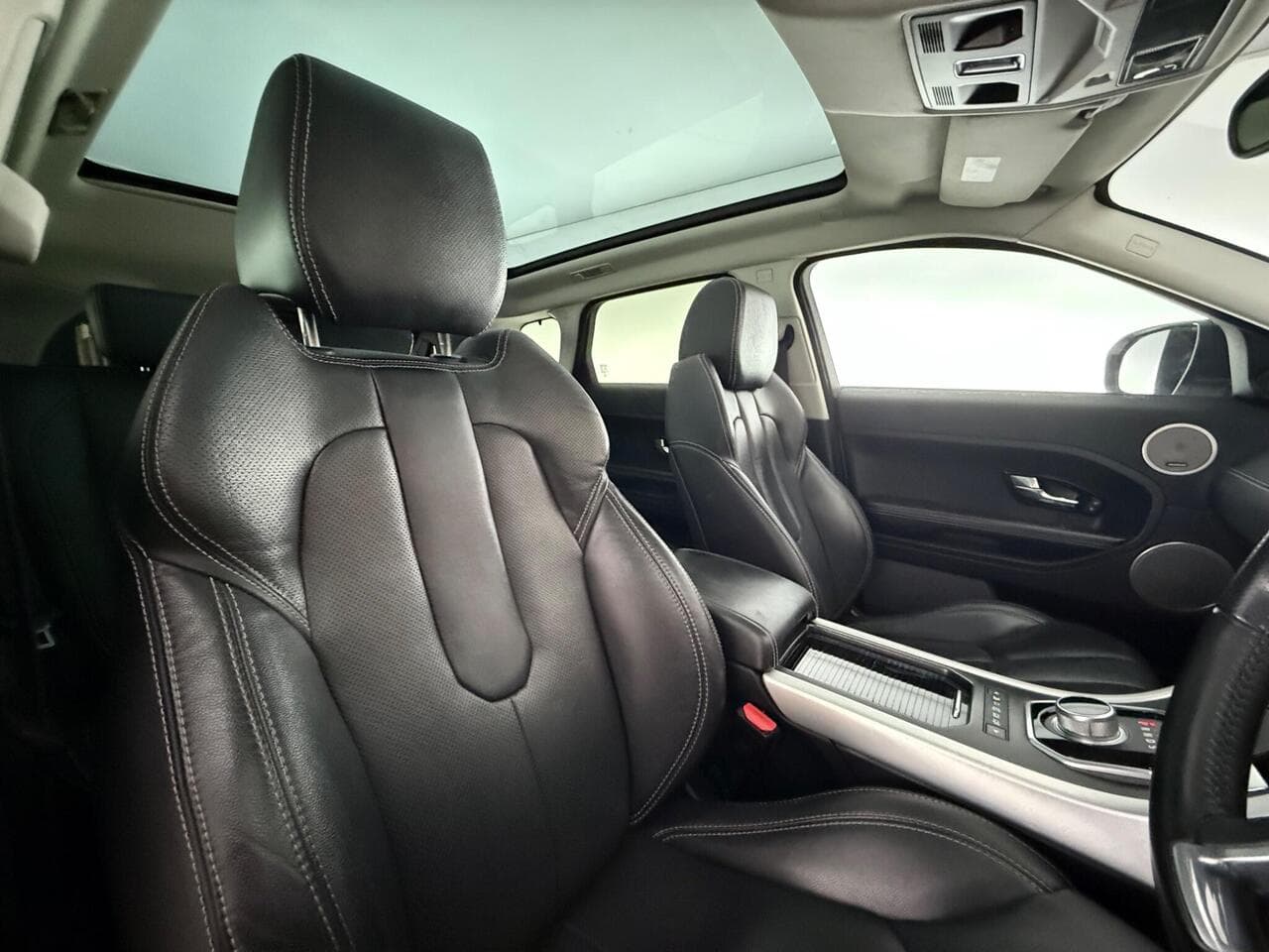 Land Rover Range Rover Evoque thumbnail Seat Driver