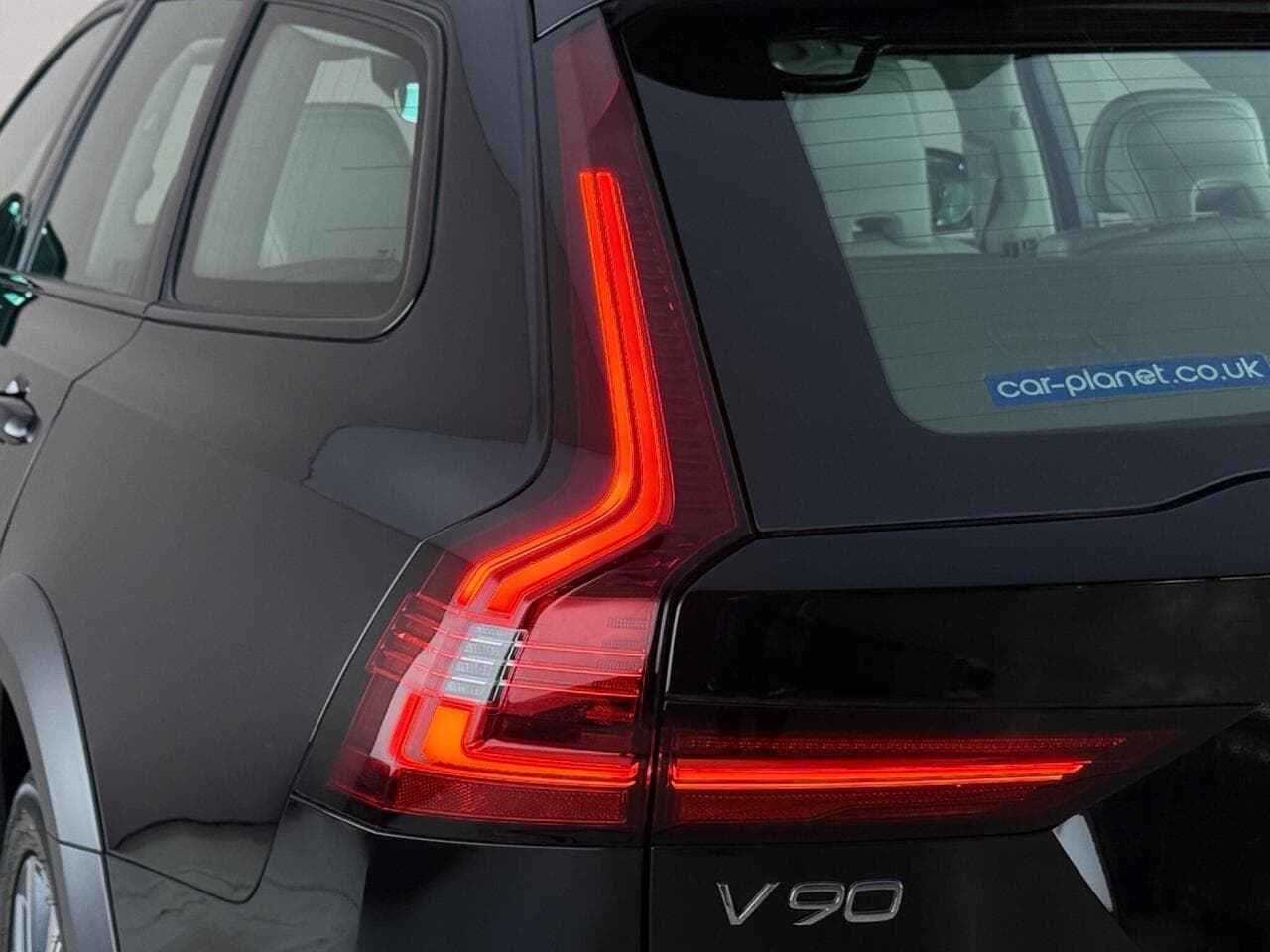 Volvo V90 Cross Country thumbnail Lights Rear