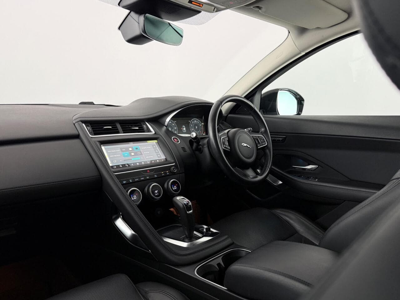 Jaguar E-PACE thumbnail Interior Front