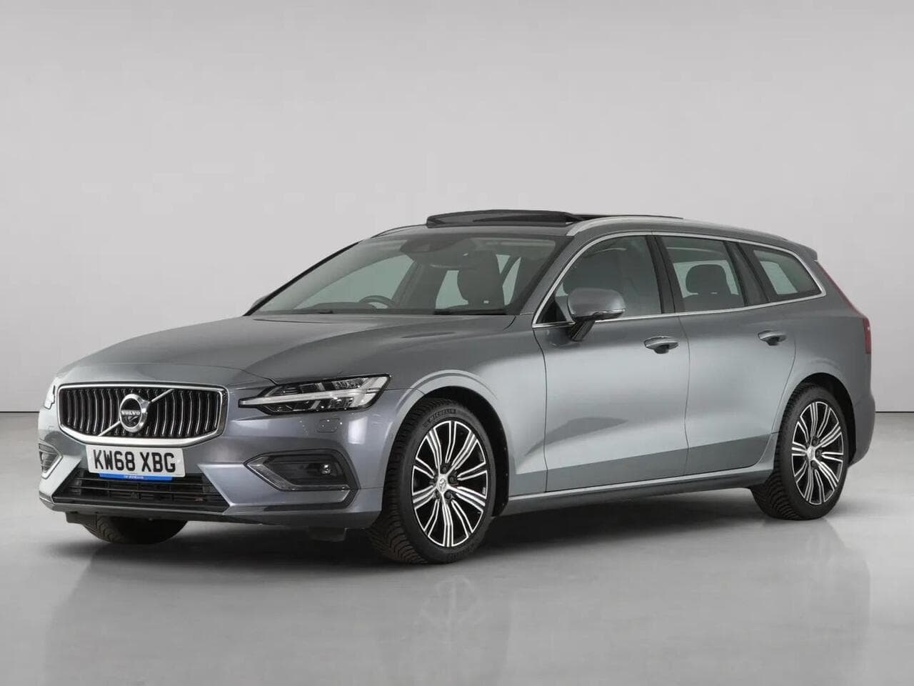 Volvo V60 thumbnail Front Left
