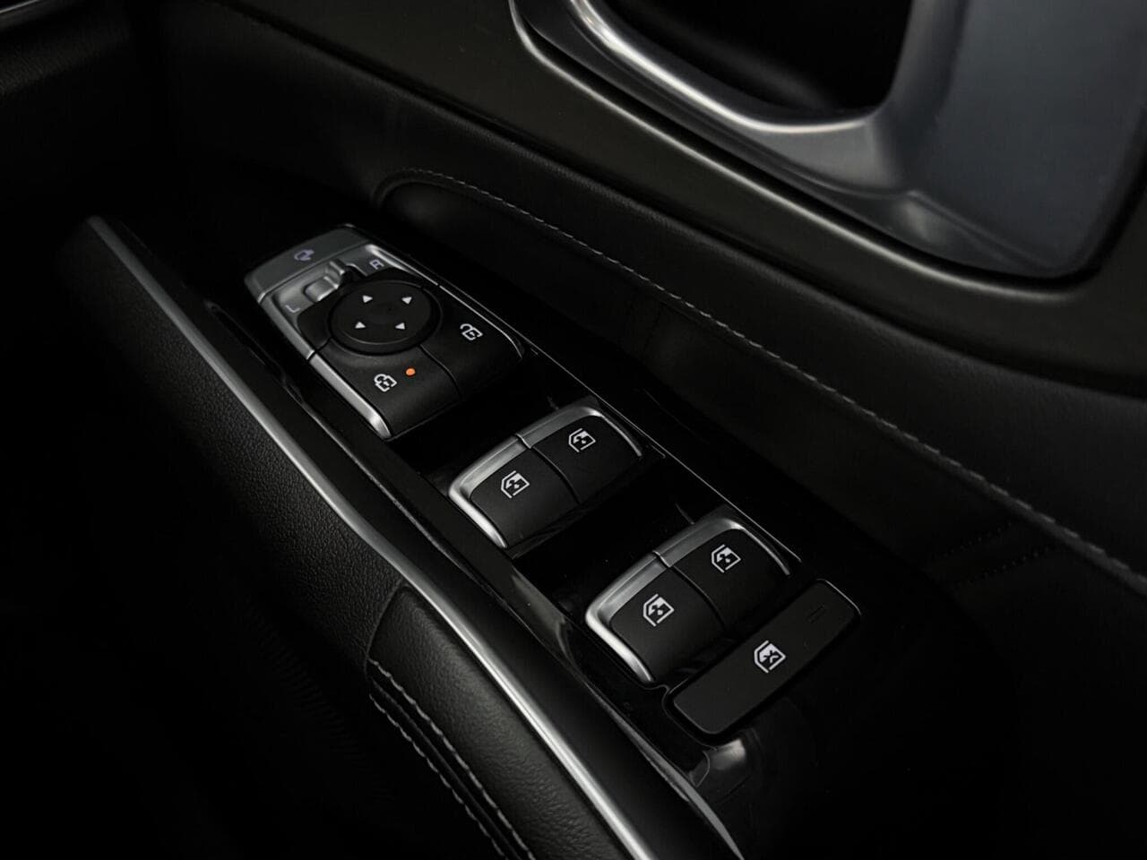 Kia Sorento thumbnail Misc Controls