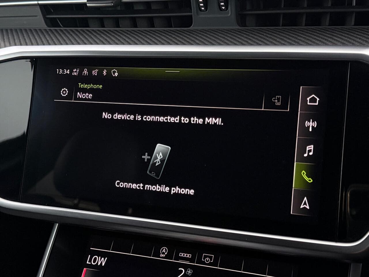 Audi A6 Avant thumbnail Infotainment System