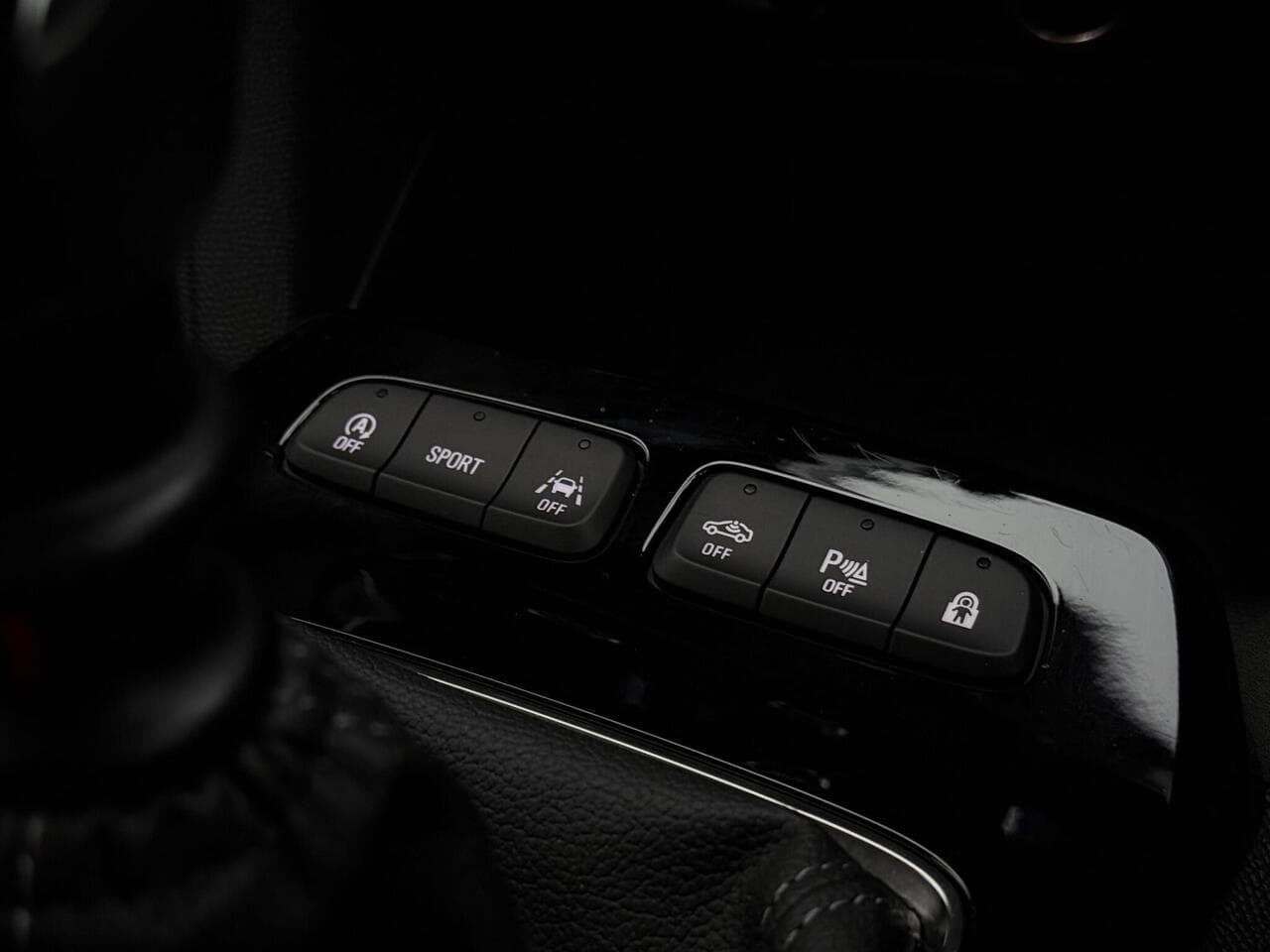 Vauxhall Mokka thumbnail Misc Controls
