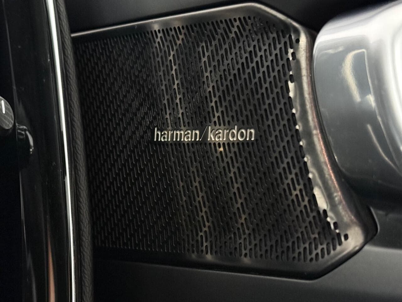 Volvo XC40 thumbnail Inconclusive