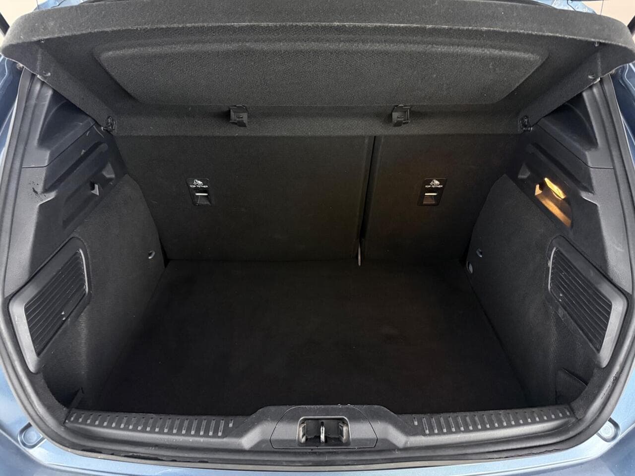 Ford Focus thumbnail Boot