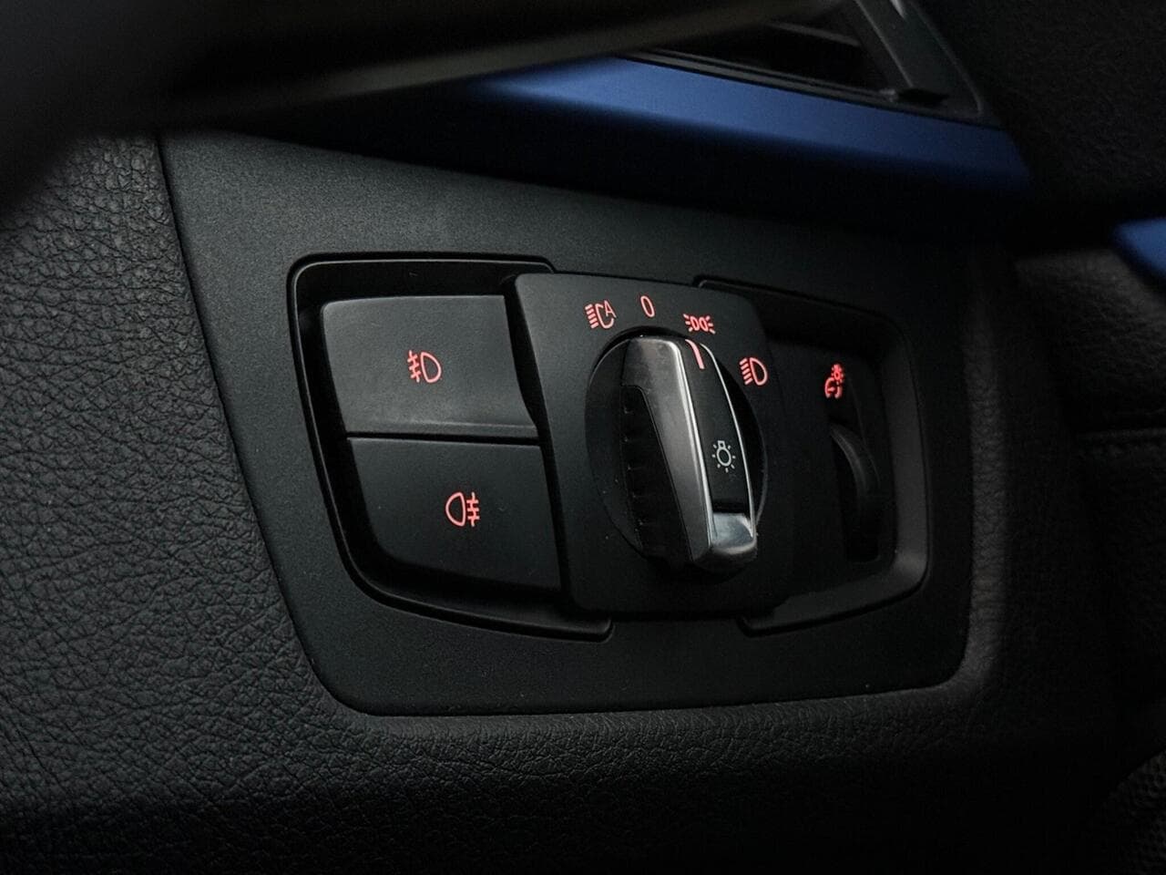 BMW 3 Series Gran Turismo thumbnail Misc Controls