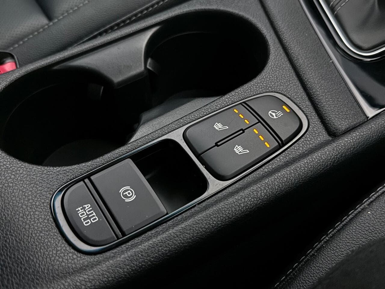 Kia Niro thumbnail Misc Controls