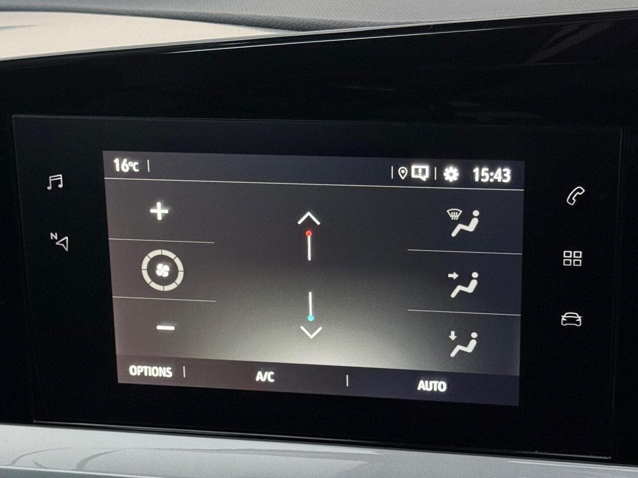 Vauxhall Mokka thumbnail Infotainment System