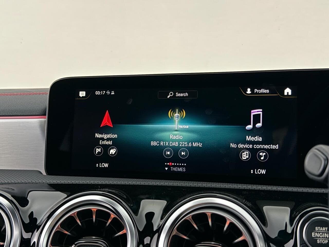Mercedes-Benz CLA thumbnail Infotainment System