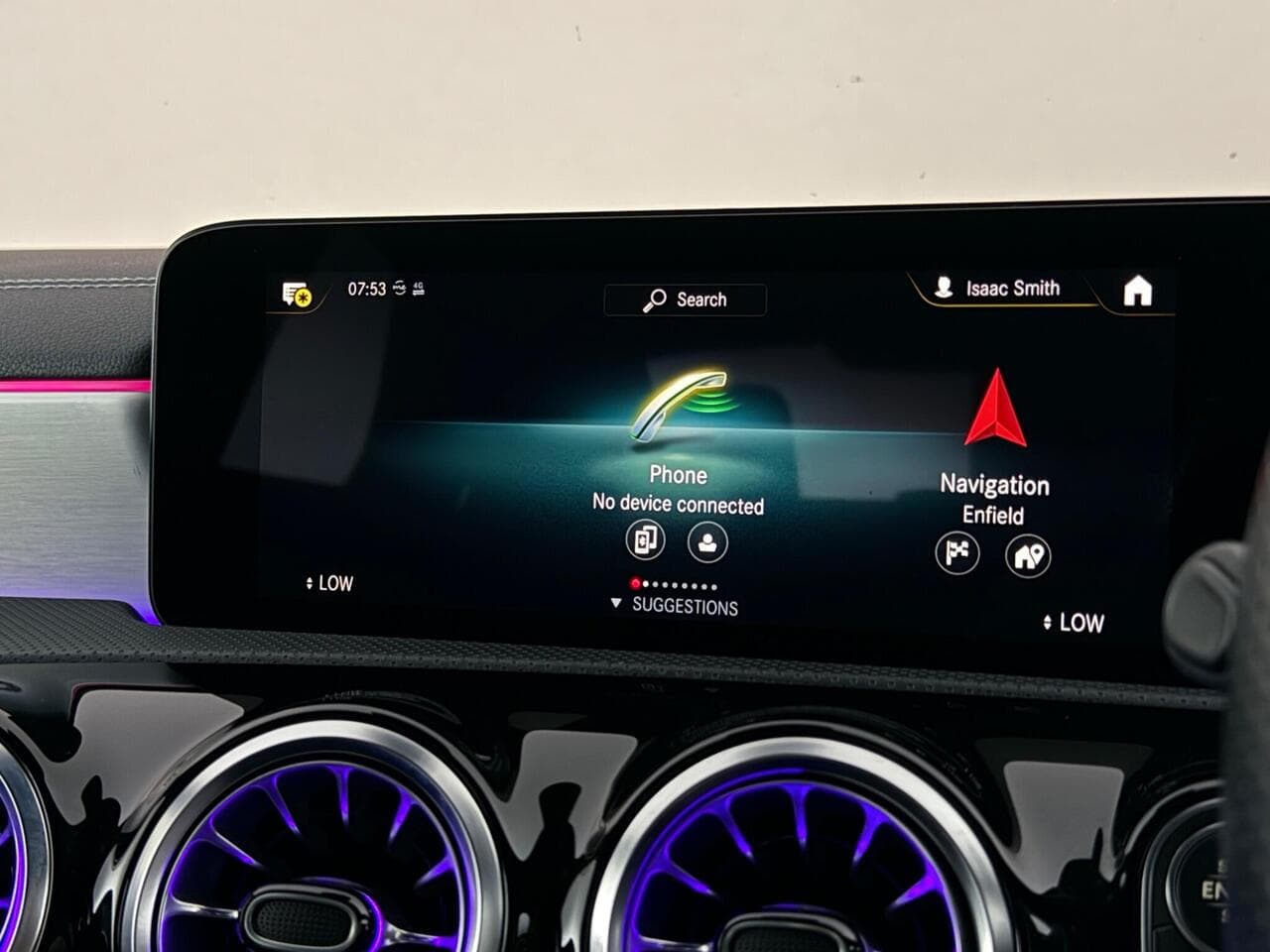 Mercedes-Benz CLA thumbnail Infotainment System