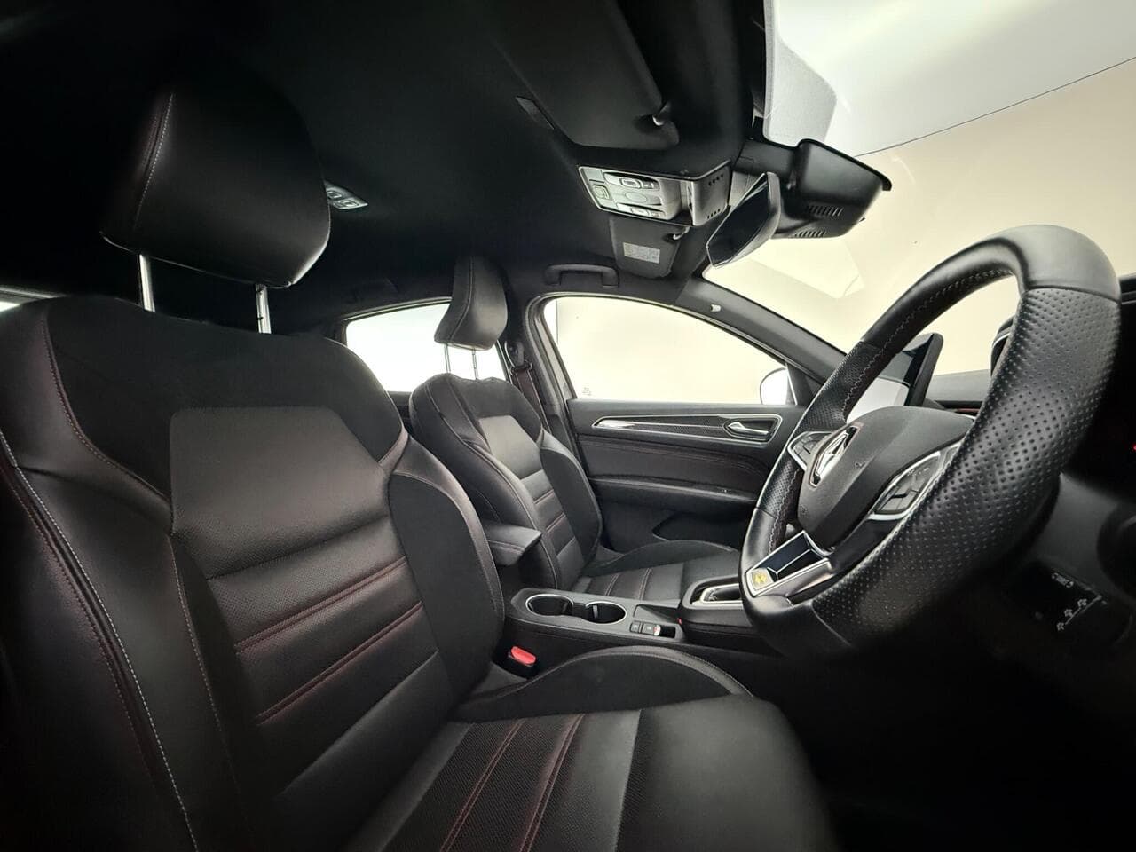 Renault Arkana thumbnail Seat Driver