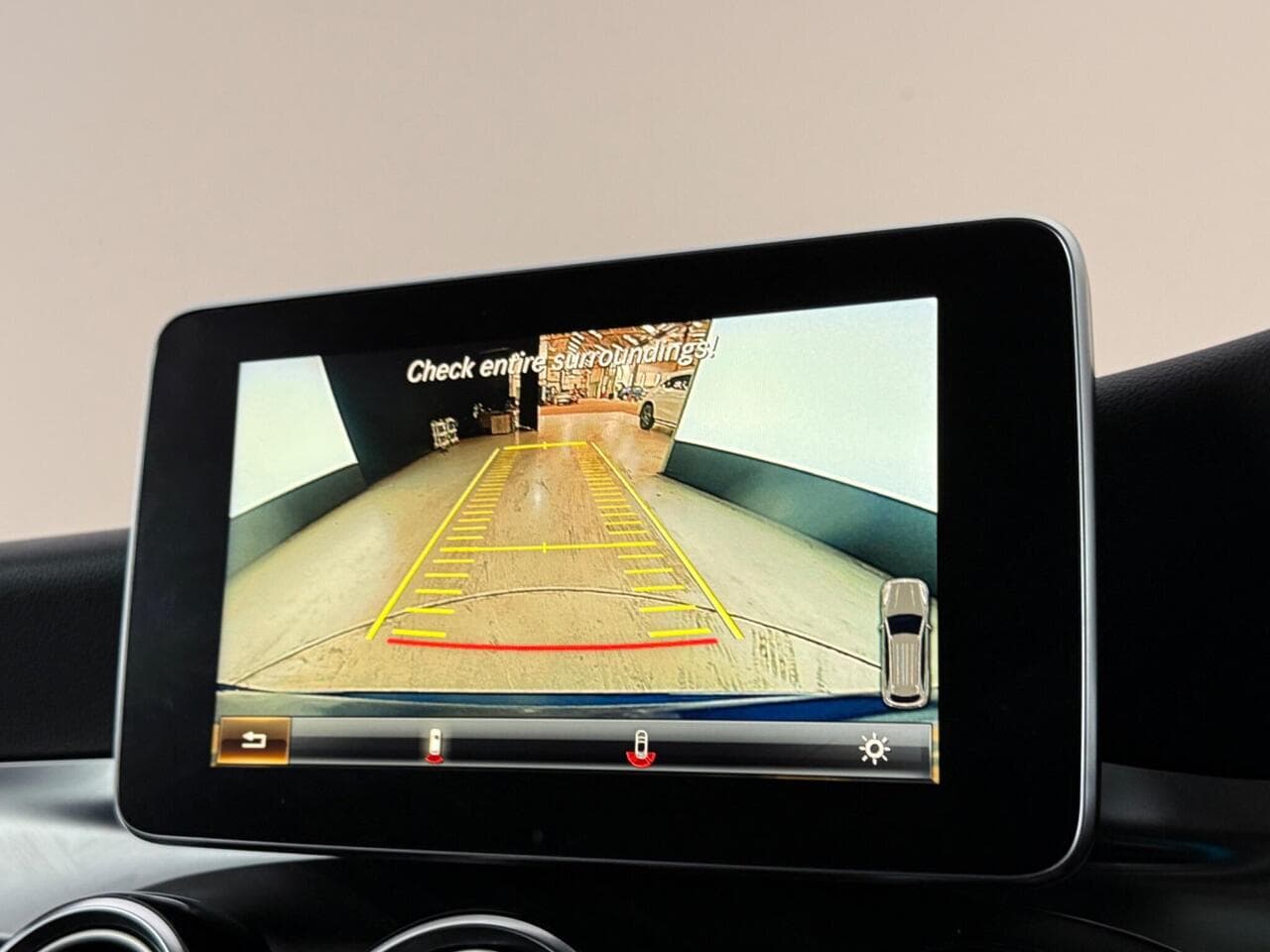 Mercedes-Benz GLC thumbnail Infotainment System