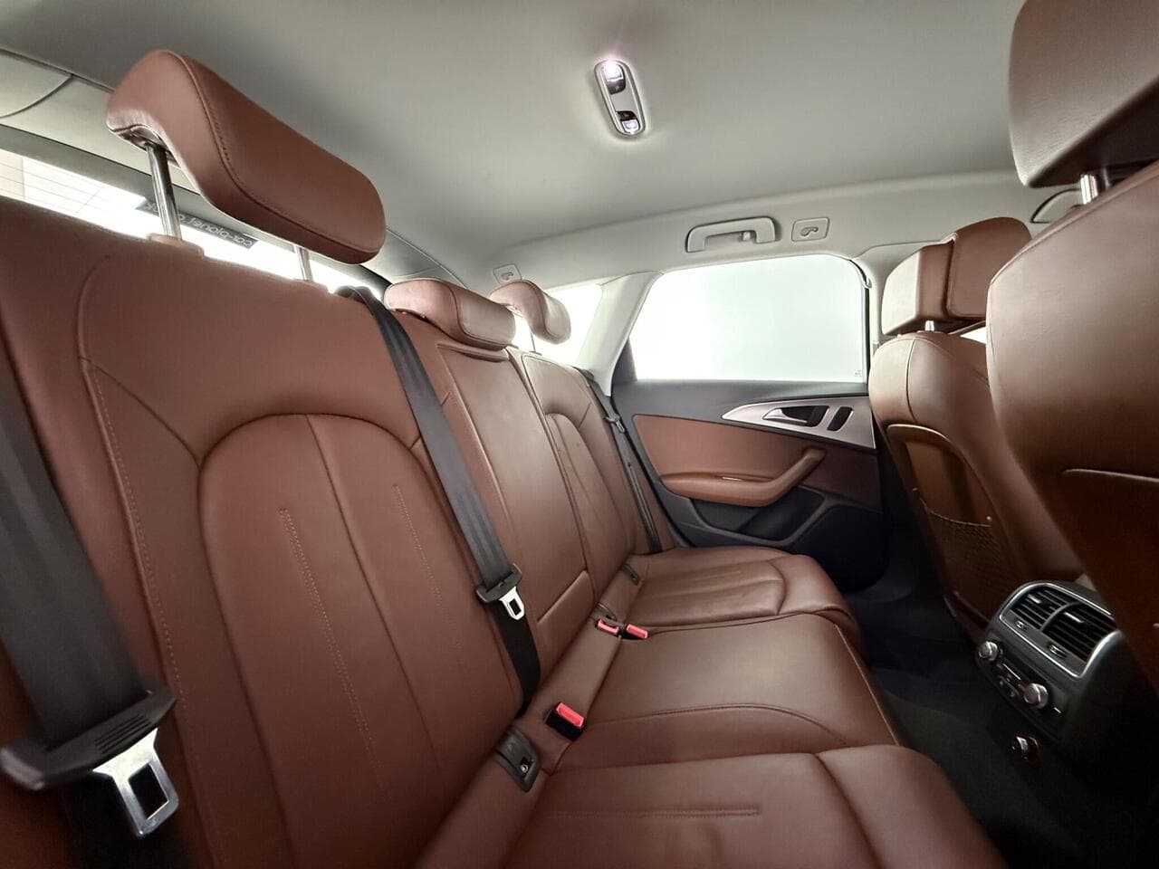Audi A6 Avant thumbnail Seats Rear