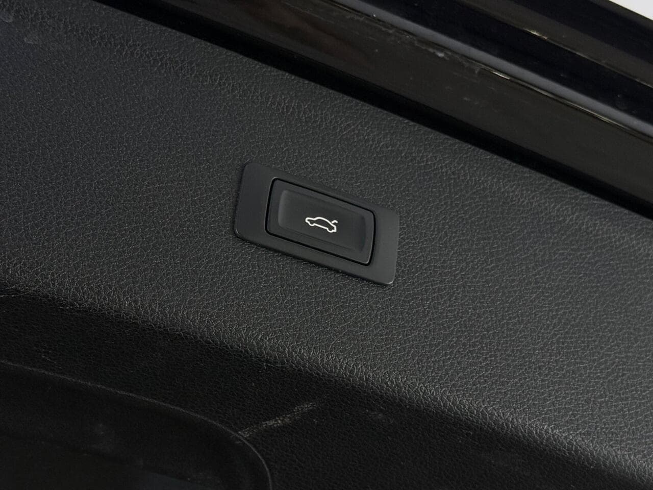 Audi Q5 thumbnail Misc Controls