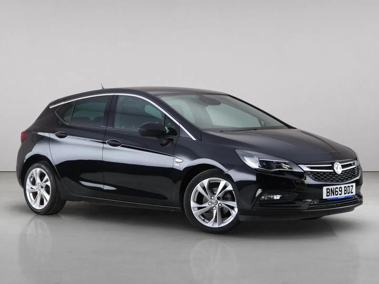 Vauxhall Astra - Vauxhall Astra 1.4i Turbo SRi Nav Euro 6 (s/s) 5dr