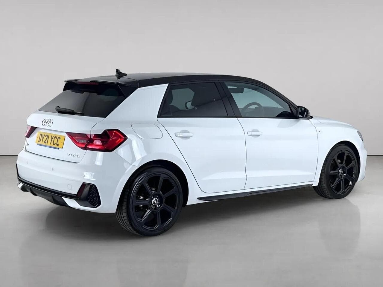 Audi A1 thumbnail Rear Right