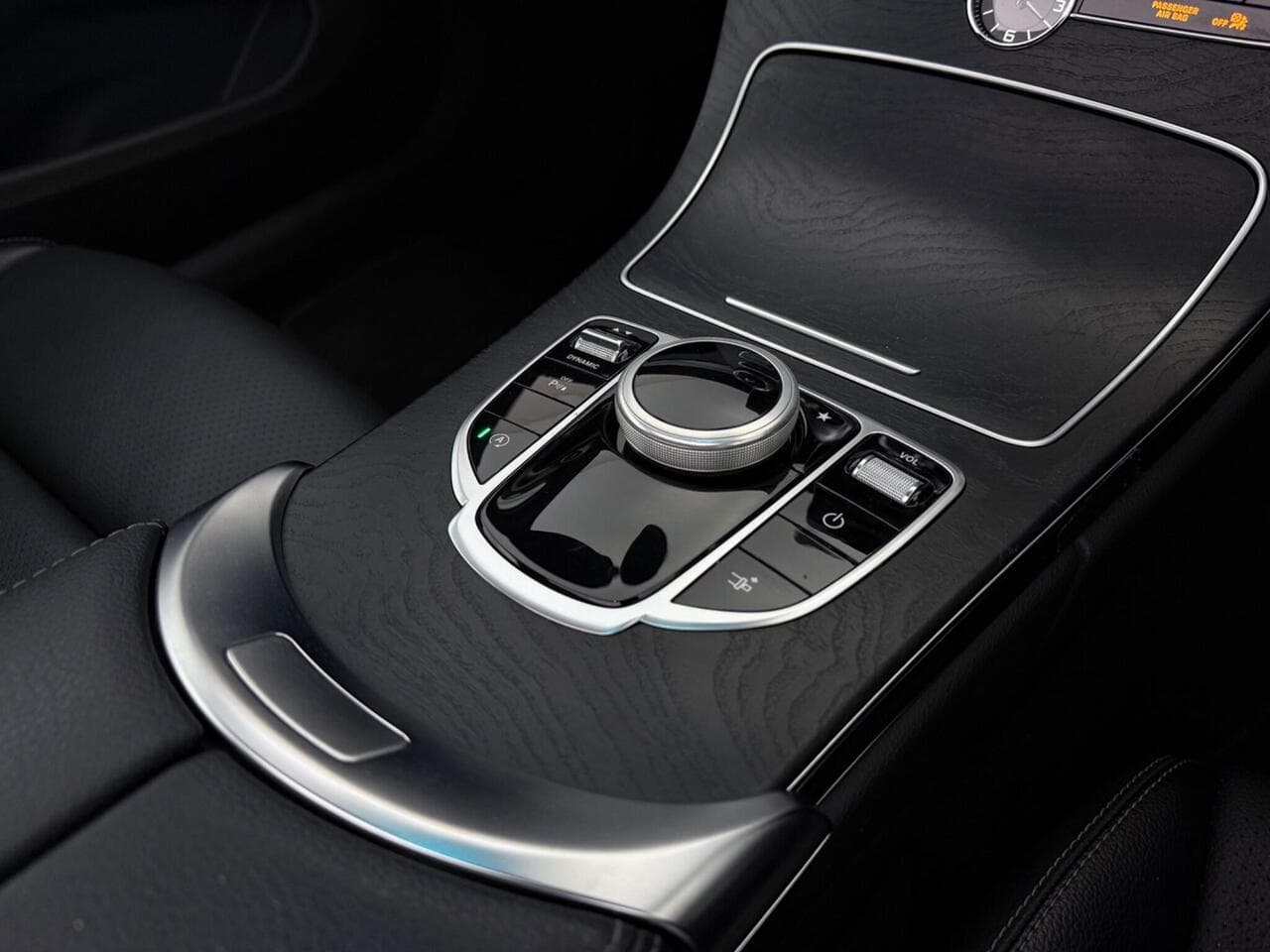 Mercedes-Benz C Class thumbnail Misc Controls