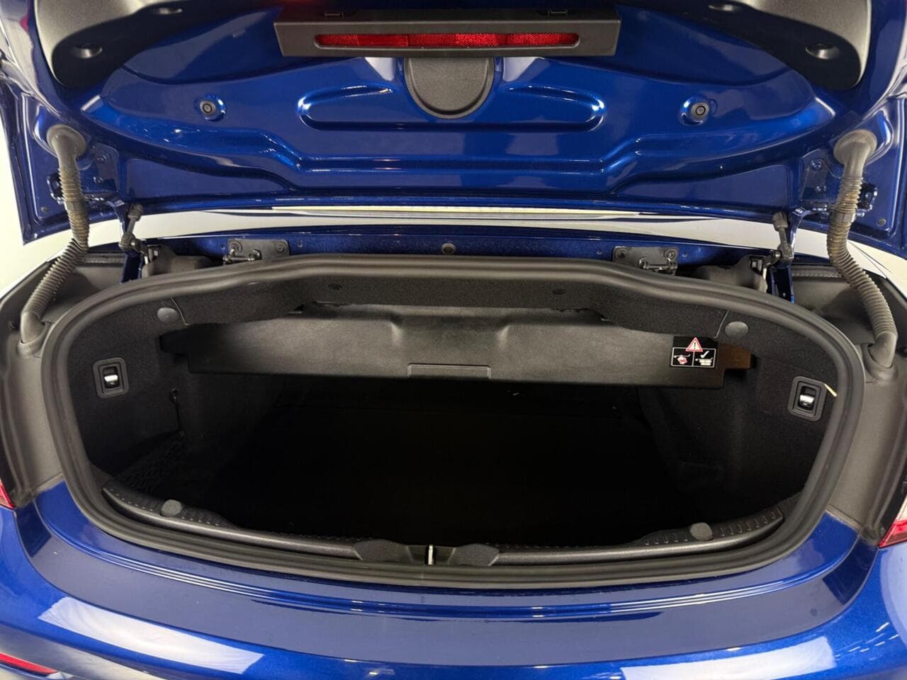 Mercedes-Benz C Class thumbnail Boot
