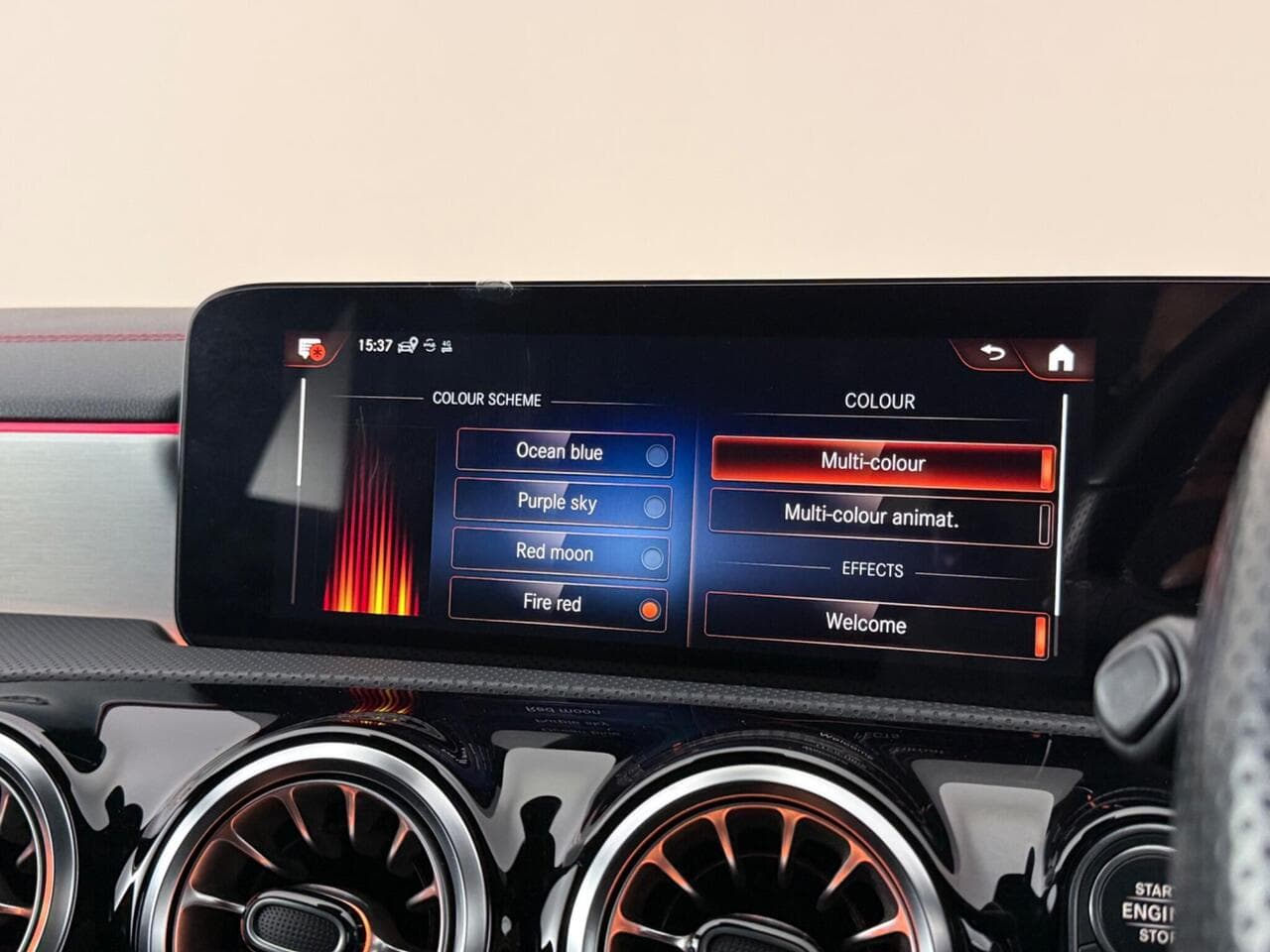 Mercedes-Benz CLA thumbnail Infotainment System