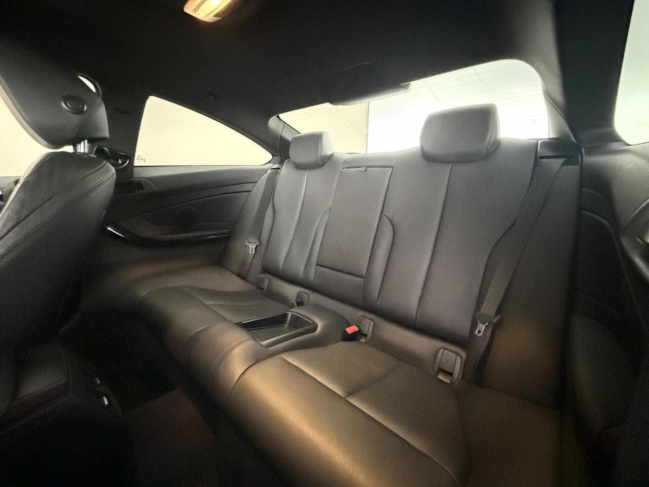 BMW 4 Series thumbnail Seats Rear